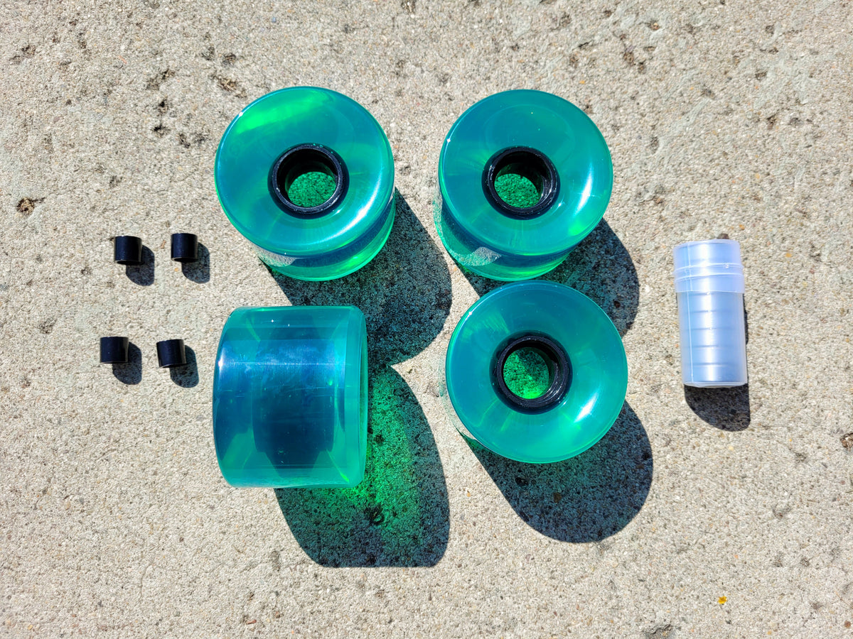 65mm retro Skateboard Wheels Bearings + Spacers Kit TRANSLUCENT GREE