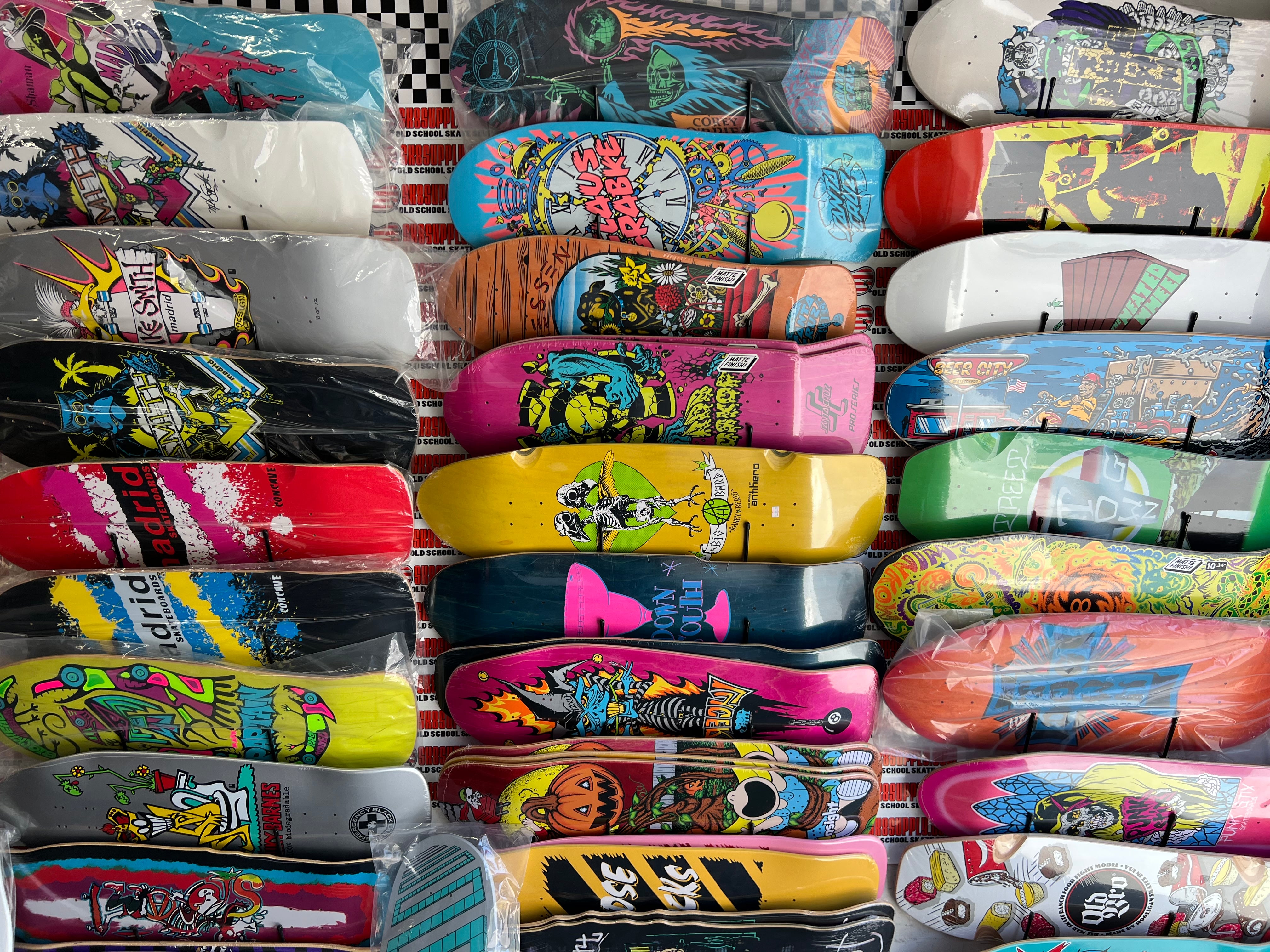 Skateboard Like A Normal Dad Vintage 80S 90S Retro Men's T-shirt Back Print | UK Skateboard Like A Normal Dad Vintage 80S 90S Retro Men's T-shirt Back Print | UK