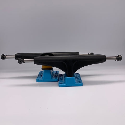 Tracker Axis 161mm Skateboard Trucks Custom Color Combo (BLACK HANGER BLUE BASE)