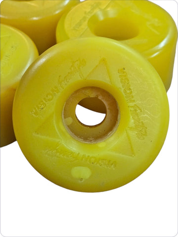 Vintage NOS Vision Freestyle skateboard wheels - YELLOW