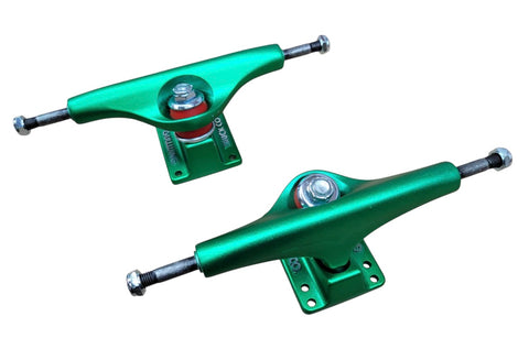 Gullwing Shadow Skateboard Trucks - 8.5" GREEN ANNO