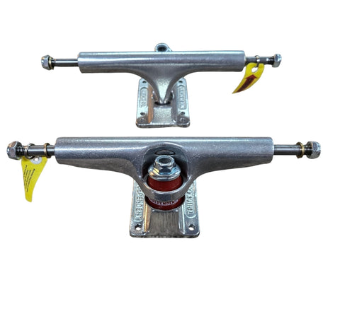 151 Independent STAGE 4 (FW) skateboard Trucks -  8.625"- SILVER